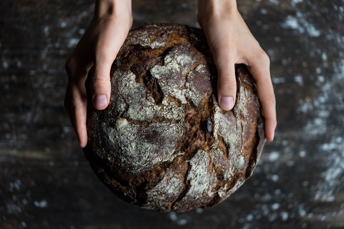 baked-baker-ball-shaped-745988.jpg